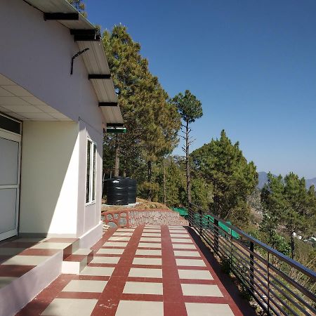 Hotel Suman Paradise Nainital Eksteriør bilde