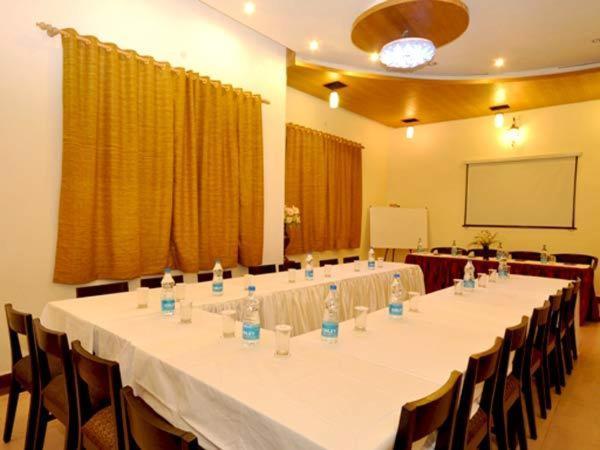 Hotel Suman Paradise Nainital Eksteriør bilde
